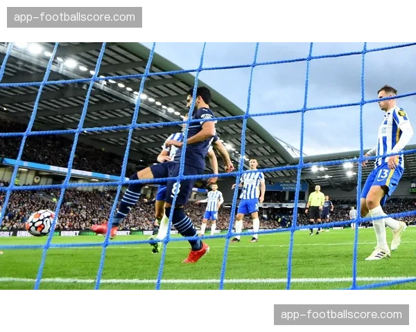 英国国家足球博物馆举办“英超亚洲球员20年”主题展览