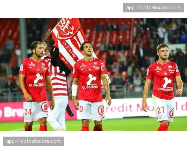 官方:朗斯与中场核心弗法纳续约至2029年 官方:朗斯与中场核心弗法纳续约至2029年